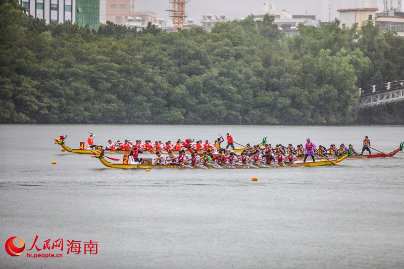 j9九游会真人游戏第一品牌第十二届全国民族运动会龙舟、独竹漂测试赛在三亚开赛(图1)