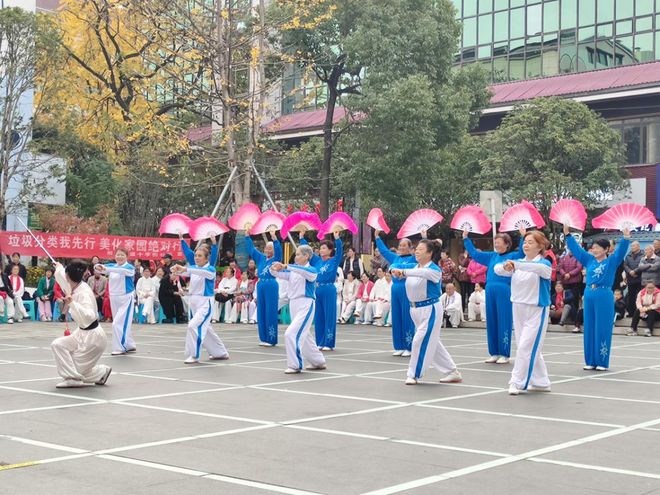 j9九游会阳光街道十字街社区：弘扬传统文化 共享全民健身(图3)